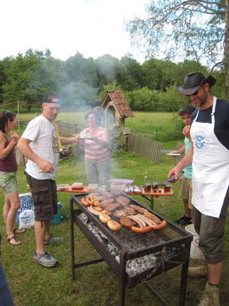 unsere bewährten Männer am Grill