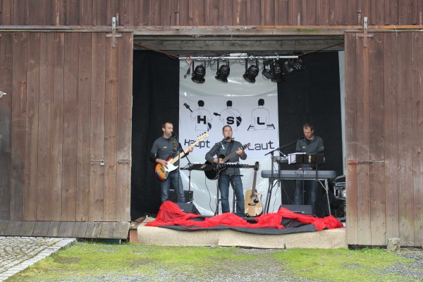 aber jetzt mit Band